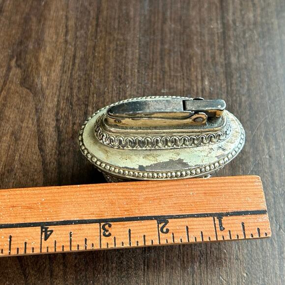 Vintage Ronson Queen Anne Table Lighter - Picture 8 of 8